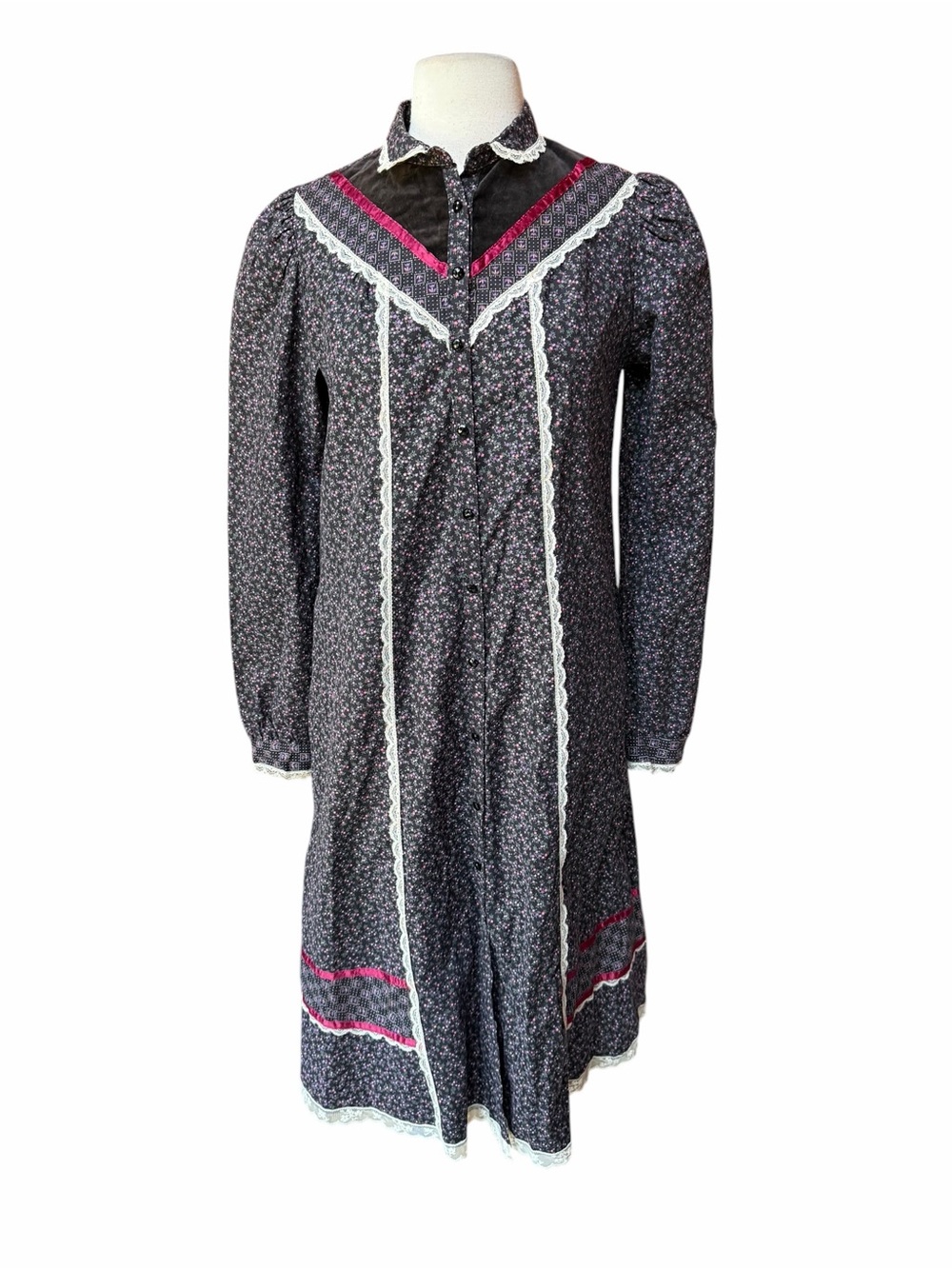 1970s‎ Gunne Sax by Jessica McClintock 100% Cotton Black Calico Prairie Dress